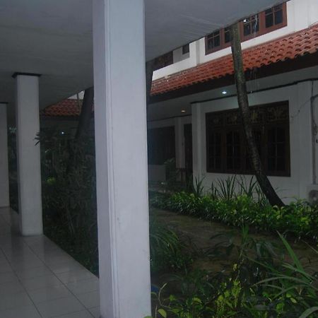 Sadinah Sahid Josodipuro Hotel Colomadu Extérieur photo